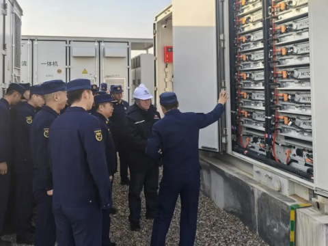 以练筑防！！人生就是博官方网站电气盐池储能电站开展消防专项行动